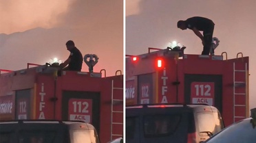 'İman varsa imkan vardır' dedirten görüntü! İşini tamamladı, namazını aksatmadı