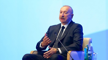 Aliyev Bakü'deki 2. Yatırım Forumu'nda petrol dışı sektörlerin önemini vurguladı