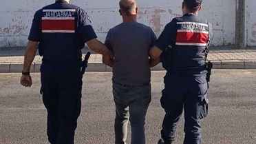 Jandarma, Aydın Nazilli'de 28 yıl 5 ay 20 gün hapis cezasıyla aranan şahsı yakaladı