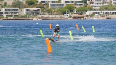 Bodrum Gündoğan'da Su Jeti ve MotoSurf Türkiye Şampiyonası 83 sporcuyla başladı