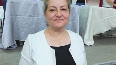 Burhaniye'de YENİ Parti ilçe başkanlığını 728 oyla Çiğdem Avcu kazandı
