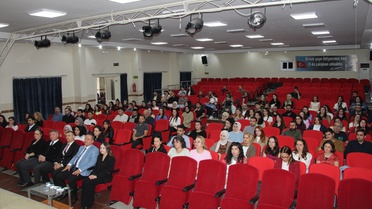 Çerkezköy'de rehberlik toplantısında Müdür Yeniyol hizmetlerin önemine dikkati çekti
