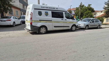 Eskişehir Tepebaşı'nda 52 yaşındaki yeni emekli apartmanın merdiven altında ölü bulundu