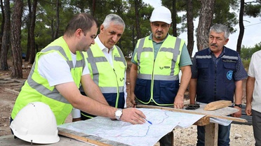 Gördes'te 40 yıllık su sorununa 120 milyon TL'lik projede 15,5 kilometrelik hat tamamlandı