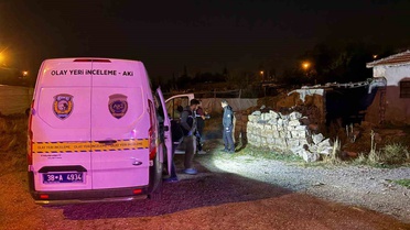 Kayseri Kocasinan'da iki kardeş müstakil evde bıçakla birbirini yaraladı