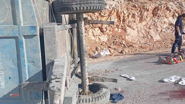 Mersin Mut'ta iki traktör devrildi, sürücülerden biri öldü, 2 kişi ağır yaralandı
