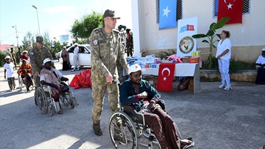 MSB, Somali'de gazi ve ailelerine 40 tekerlekli sandalye dağıtıldığını açıkladı
