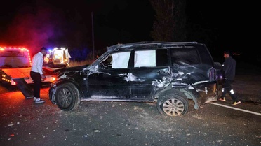 Nevşehir'de alkollü genç, iddiaya göre izinsiz aldığı araçla takla attı, 2 kişi yaralandı