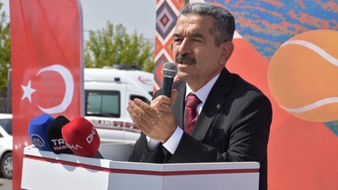 Şırnak'ta 5. Cudi Cup Tenis Turnuvası'nda Arslan ve Germanova teklerde birinci oldu