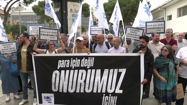 SOL Parti İzmir, AYM önünde yaşamına son veren emekli polis için açıklama yaptı