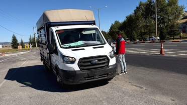 Uşak'ta hayvan hastalıklarına karşı tarım ve jandarma ekipleri yol denetimi yapıyor