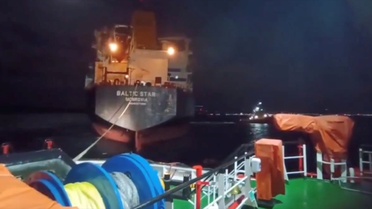 Çanakkale'de makine arızası yapan 182 metrelik tanker Karanlık Liman'a demirletildi