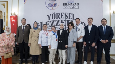 Göktaş, hanelerin yüzde 58'inde 18 yaş altı çocuk yok diyerek muhtarlara çağrı yaptı