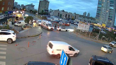 Başakşehir'de ambulansa yol vermeyen sürücü 466 bin lira ceza aldı