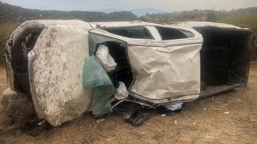 Aydın Karpuzlu'da kamyonet takla attı, 3 kişi yaralanarak hastaneye kaldırıldı