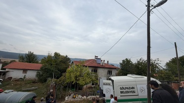 Bilecik Gölpazarı'nda yangında 72 yaşındaki baba ve 47 yaşındaki kızı öldü.