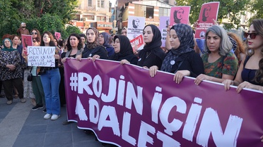 Diyarbakır'da Rojin Kabaiş için yürüyüşte iki dosyanın aydınlatılması istendi