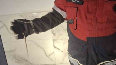 Hatay'da yerleşim alanına giren yılanlar zarar verilmeden yakalanıp doğaya bırakıldı