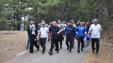 İzmir Ödemiş Bozdağ'da YÖK Bilim Kafe söyleşisi ve sağlıklı yaşam yürüyüşü yapıldı