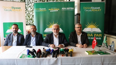 Kayseri'de Yapıcıoğlu, yeni anayasayı siyasetin millete namus borcu olarak niteledi