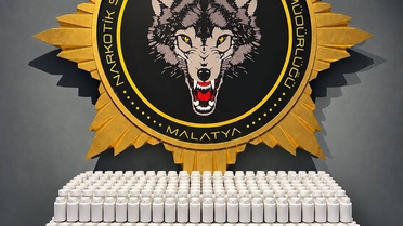 Malatya'da 46 bin 189 sentetik hapı ele geçiren polis, 3 şüpheliyi gözaltına aldı