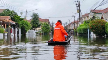 Tayland'da selde son 10 günde 8 kişi öldü, Bangkok'ta 5 bin kişi tahliye edildi