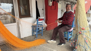 Tekirdağ'da balıkçılar kestane karası fırtınası yüzünden denize açılamıyor