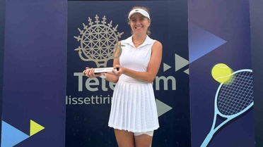 Berfu Cengiz, Ankara'da kariyerinin ilk WTA 125 tekler şampiyonluğunu kazandı