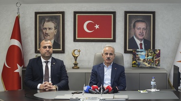 Ulaştırma ve Altyapı Bakanı Uraloğlu, İstanbul'da açıklamalarda bulundu: