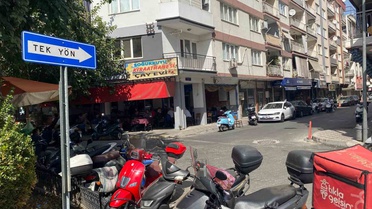 Aydın Efeler'de 218 Sokak tek yön oldu, bazı sürücüler eski düzeni kullanıyor