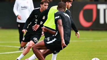 Beşiktaş, Kocaelispor maçı hazırlıklarına BJK Nevzat Demir Tesisleri'nde başladı