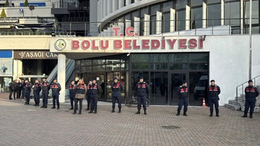 Bolu Belediyesi'ne 8'inci dalga! Kooperatife 'zimmet' operasyonunda 9 gözaltı