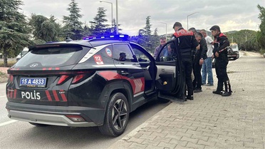 Burdur'da durdurulan plakasız motosikletin şase ve motor numarası kazınmış çıktı