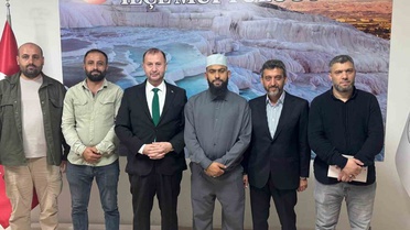 Hierapolis'te ilahi seslendiren Karatüre ve ekibi İlçe Müftüsü'nden teşekkür aldı