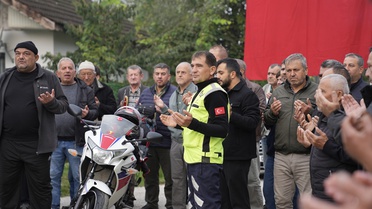 Düzce'den Ferruh Duran ve İsmail Bostancı motosikletle umre yolculuğuna başladı