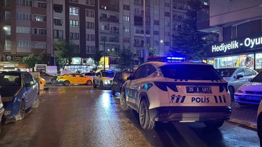 Tepebaşı'nda kavgadan kaçan 15 yaşındaki çocuk, sığındığı telefon tamircisinde yakalanıp dövüldü