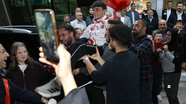 İsrailli rakibini yenerek dünya şampiyonu olan milli sporcuya Kastamonu'da coşkulu karşılama
