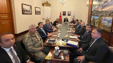 Kars'ta güvenlik toplantısında okul çevresi ve sınır güvenliği değerlendirildi
