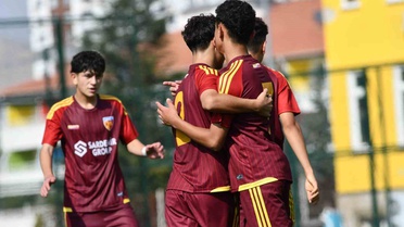 Kayserispor U15, evinde Mersin Terspor'u 6-1 yenerek sezonun ilk galibiyetini aldı