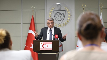Erhürman, Kıbrıs'ta 7 başlığa 19 madde eklenmesine 'pişmiş aşa su katmak' dedi