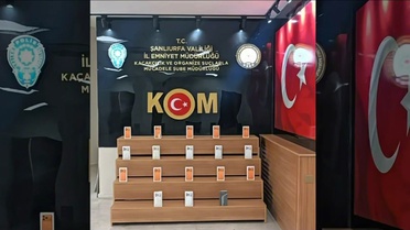 Şanlıurfa'da yaklaşık 10 milyon TL'lik kaçak ürün ele geçirildi, 2 şüpheli tutuklandı