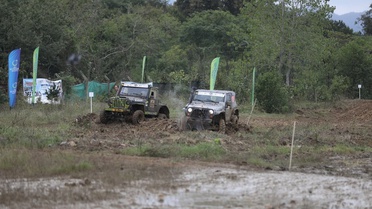 Ünye'de off-road kupasında Güler adına verilen özel kupa Yaşar ve Köseoğlu'nun oldu