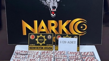Yozgat Sarıkaya'da araçta bin 120 sentetik ecza hap ele geçirildi, 1 kişi tutuklandı