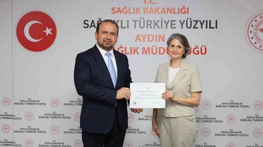 Aydın'da aile hekimlerine eğitim verildi, eğitmenlere teşekkür belgesi takdim edildi