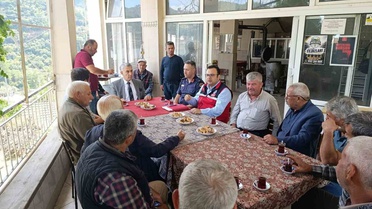 İncirliova Kaymakamı Abay, Arzular Mahallesi'nde muhtar ve vatandaşlarla görüştü