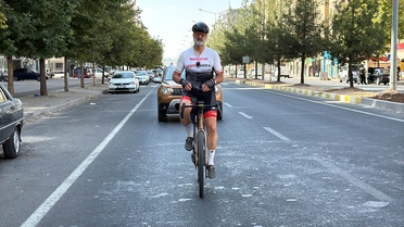 Süryani çocuklar için 4 bin 500 kilometre pedal çeviren Murat Yarbuğ Midyat'ta karşılandı