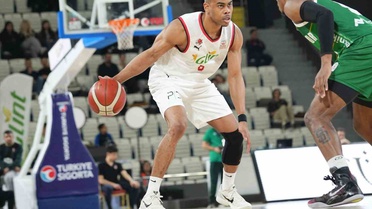 Sezona mağlubiyetle başlayan Karşıyaka, 35 yaşındaki Markel Starks'ı transfer etti
