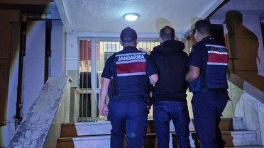 Kırıkkale'de Jandarma, 17 yıl 6 ay 12 gün hapis cezası olan firari hükümlüyü yakaladı