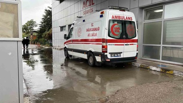 Derince'de bir okulda sınıfın tavanından sıvalar döküldü: 3 öğrenci yaralı