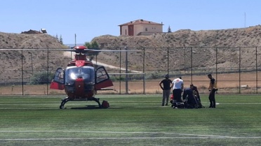 Hava ambulansı Darende'de kalp krizi geçiren 58 yaşındaki hastayı Malatya'ya taşıdı